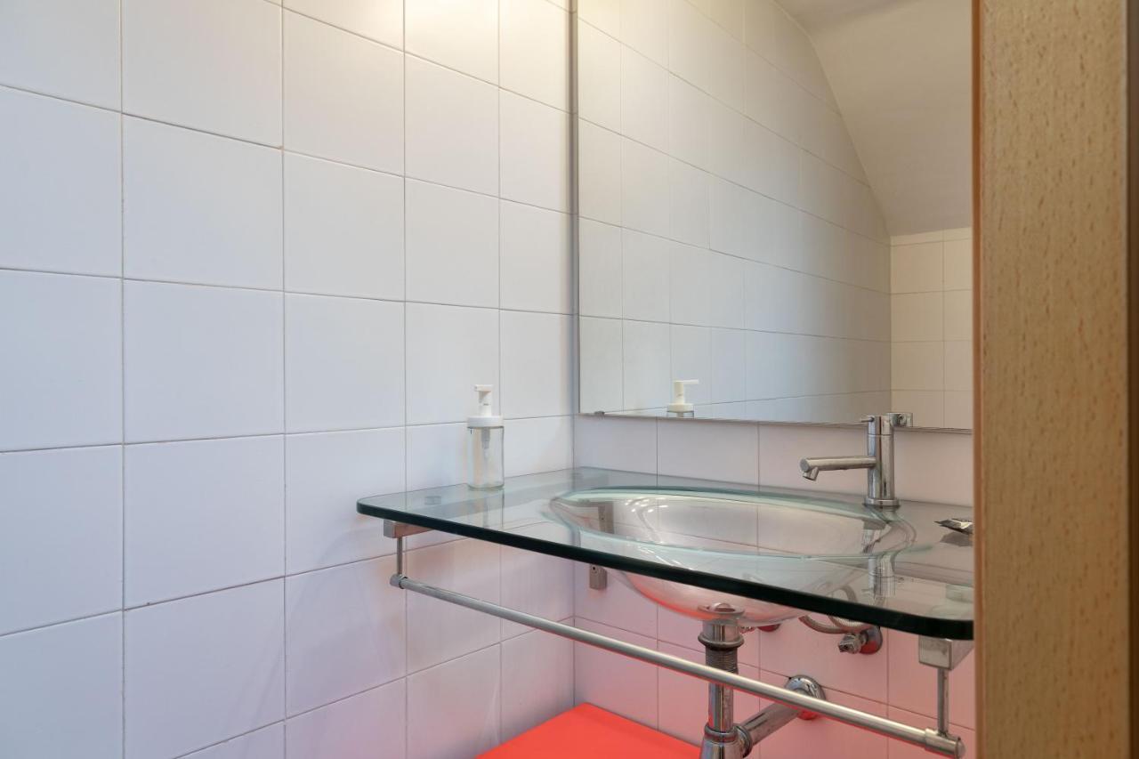Flateli Cort Reial 7 Apartment Girona Bagian luar foto