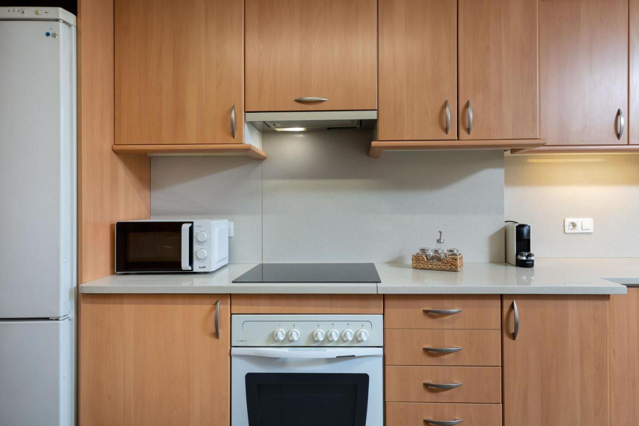 Flateli Cort Reial 7 Apartment Girona Bagian luar foto